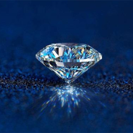 肉眼で モアサナイト ダイヤモンドとダイヤモンドを見分けることができますか?