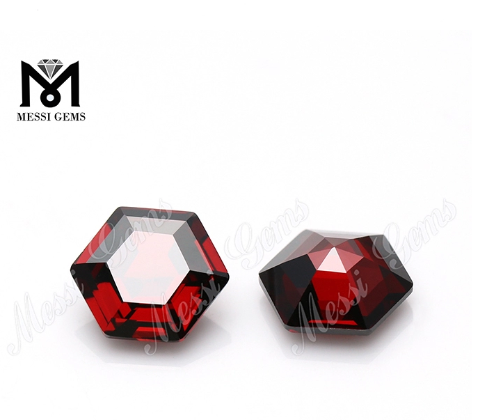 合成ジルコン ダイヤモンド 六角形の石 ガーネット色の石 