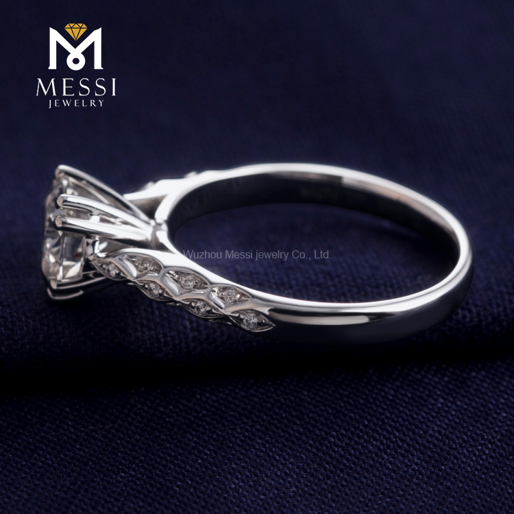 女性のためのモアッサナイトの結婚指輪