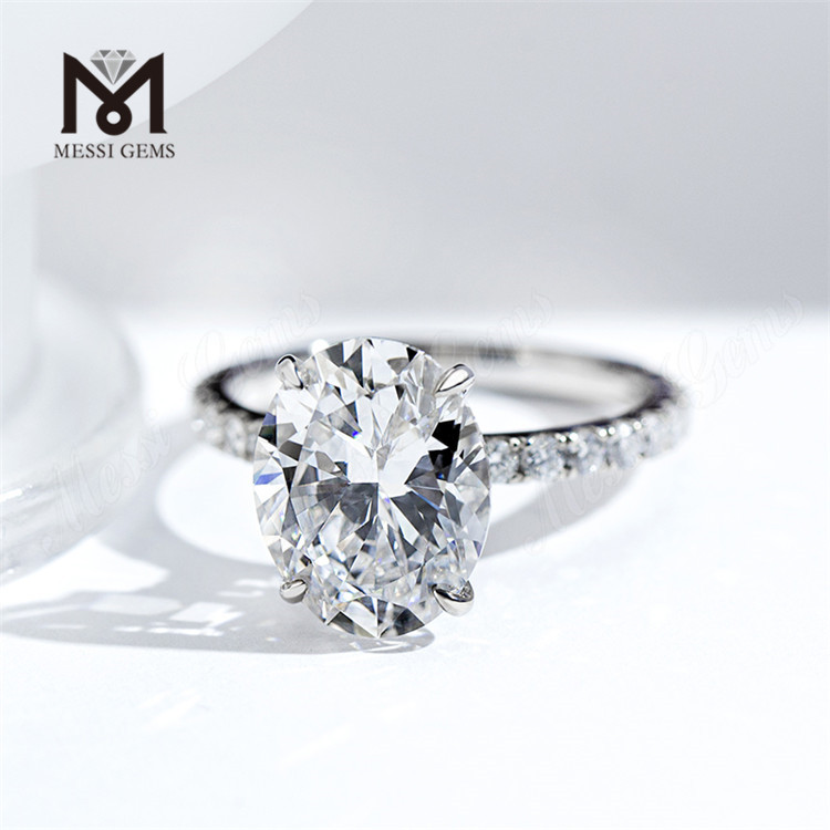 高級 4 カラット 合成ダイヤモンド オーバル カットの婚約指輪